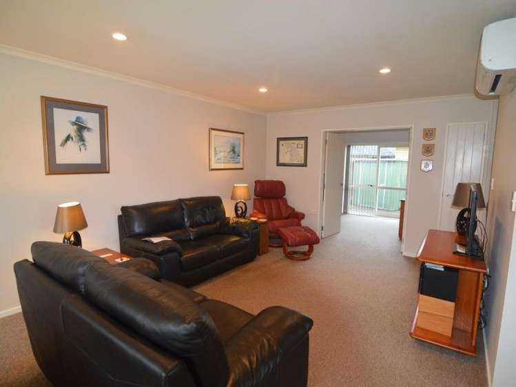 52/55 Armstrong Avenue Carterton_6
