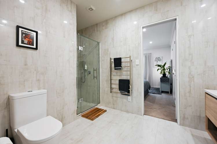 3d Lake Domain Drive Frankton_24