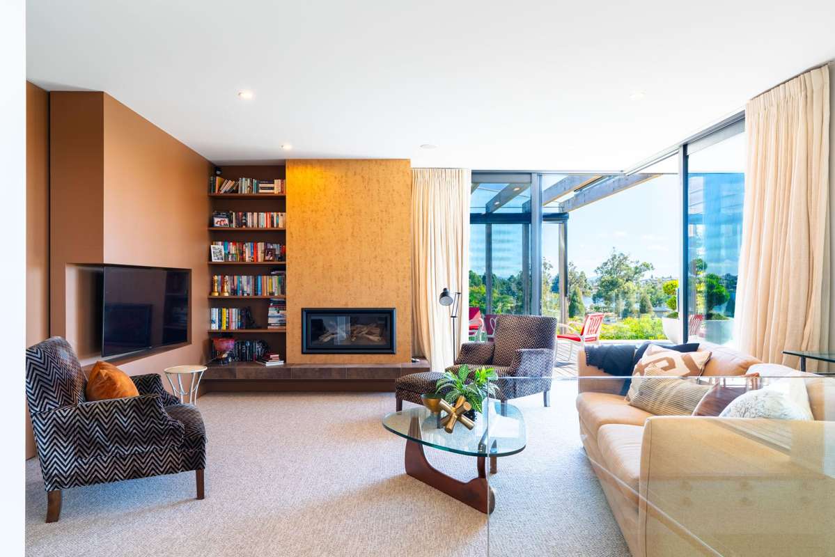 142 Lake Crescent_1