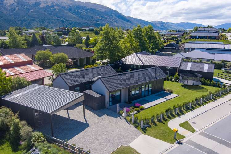 27 Sarges Way Lake Hawea_26