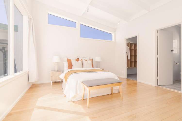 20 Derrett Place Saint Martins_13