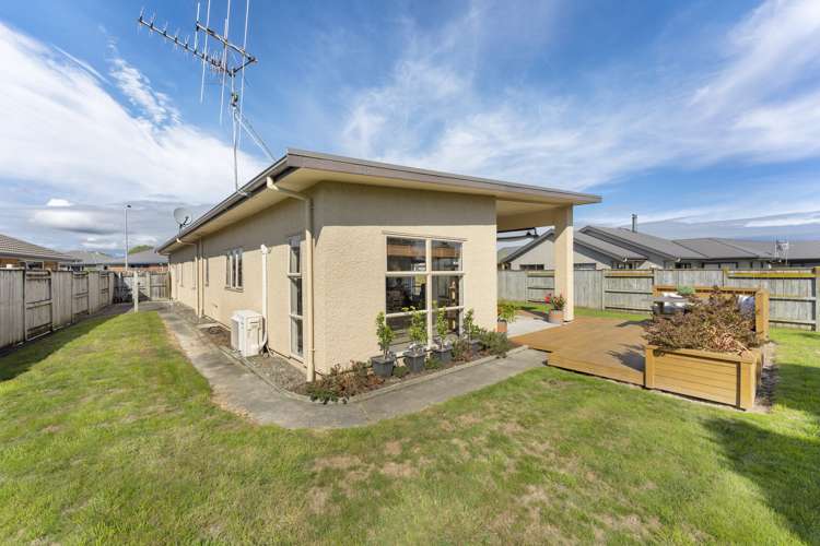 19 Walnut Grove Kelvin Grove_22