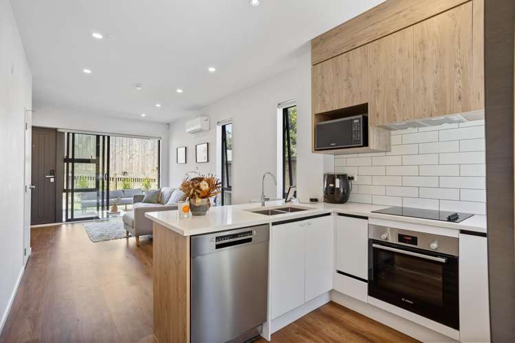 3/22 Coniston Avenue_2