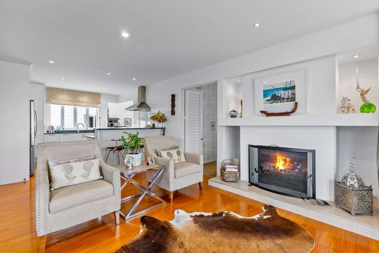 15 Seaview Road Castor Bay_8