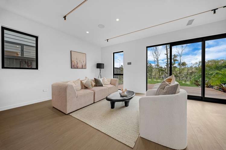 84 Tukutata Crescent_3
