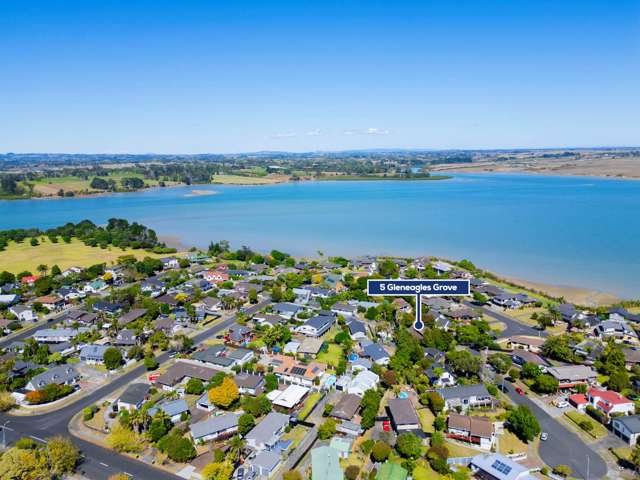 5 Gleneagles Grove Wattle Downs_2