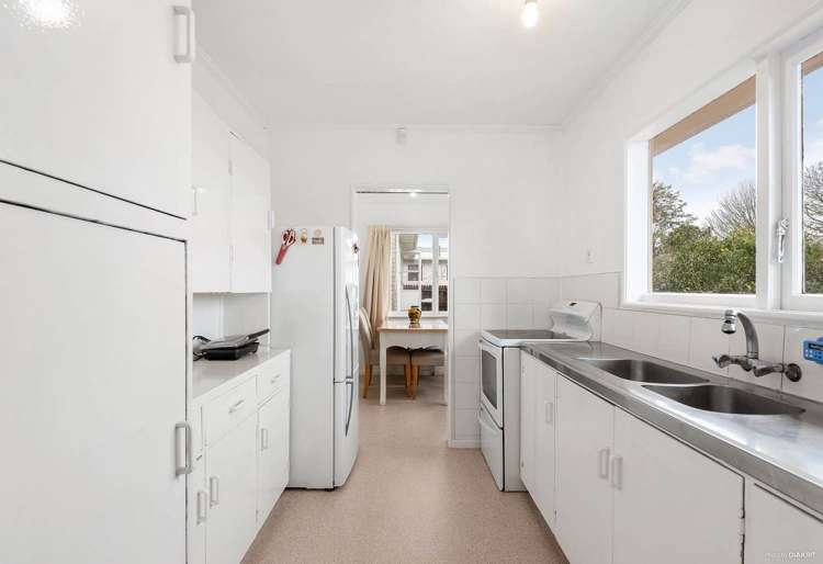 74 Webster Avenue Mount Roskill_6