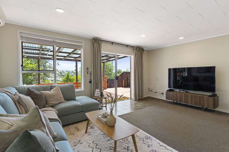 2/80a Captain Scott Road Glen Eden_11