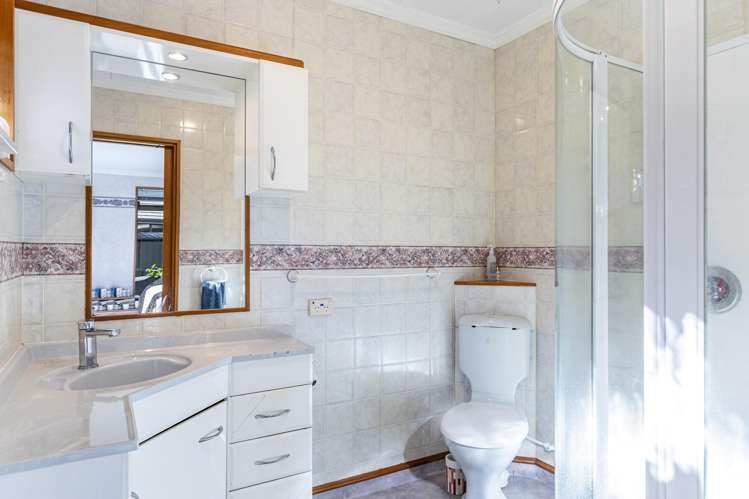 11 Douslin Place Witherlea_15