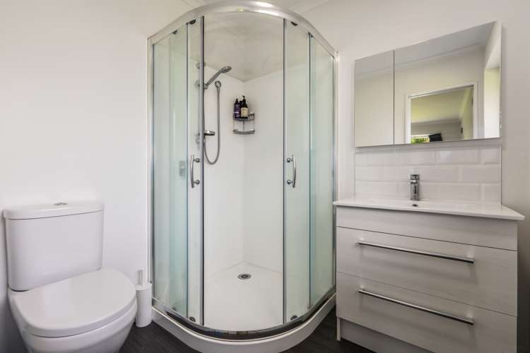 12 Paget Drive Woodend_8