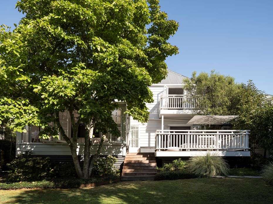 28 and 2/28 Wharf Road in Herne Bay, Auckland