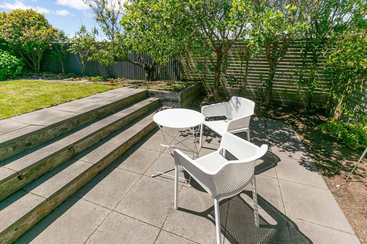 59 Queens Drive Lyall Bay_16
