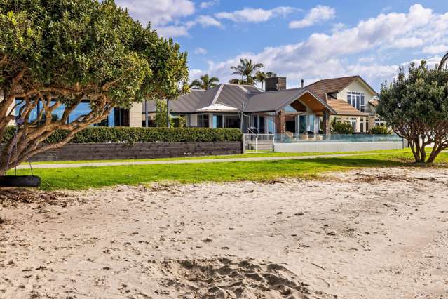 Picture perfect, waterfront living