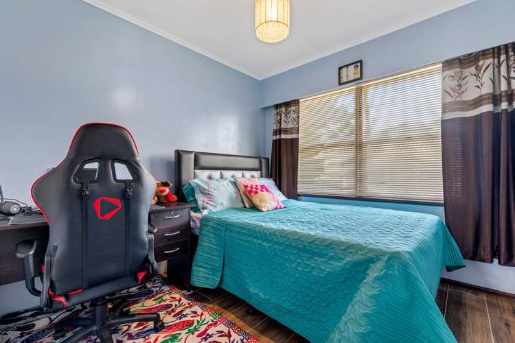 48 Lawrence Crescent Hillpark_10