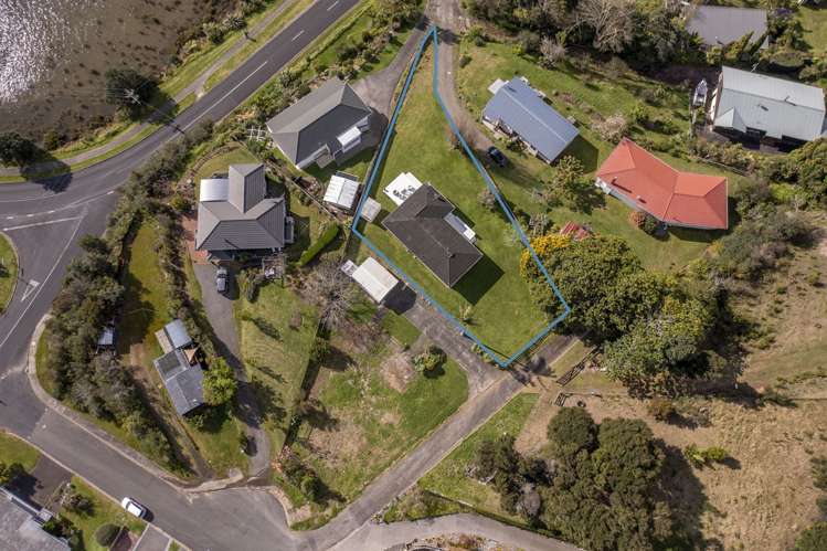 8 Patton Place Tairua_28