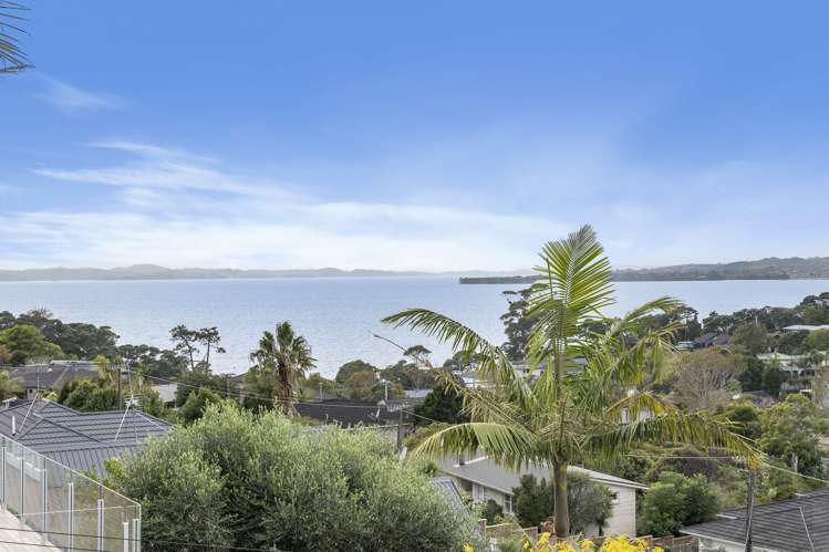 1/7 Colmar Road Mellons Bay_25