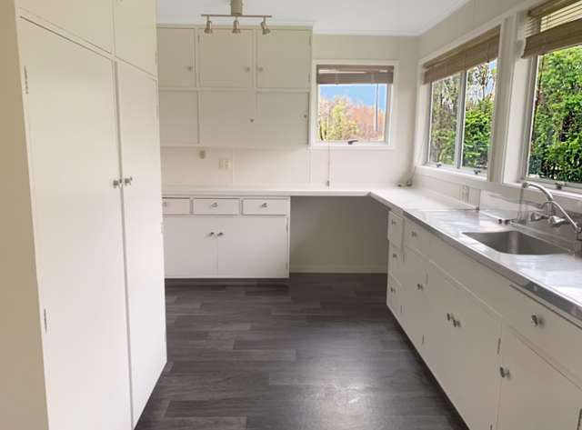 1085 Argyll Road 2709_1