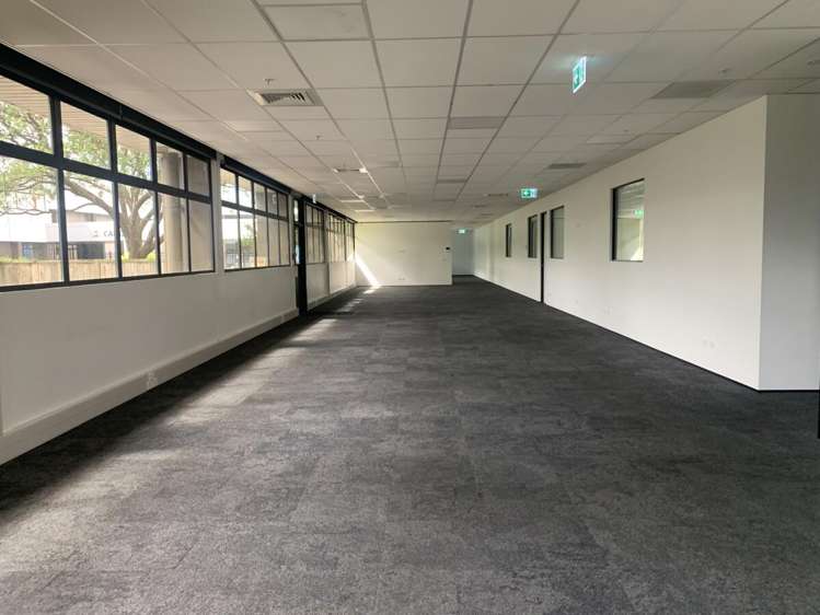 55 Constellation Drive Rosedale_11