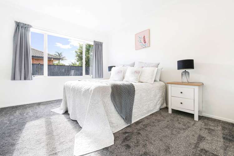 15 Stranraer Crescent Wattle Downs_9