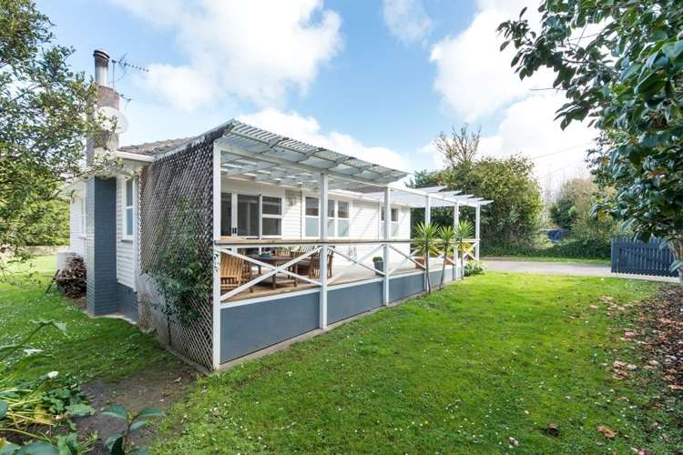 526 West Coast Road Oratia_3