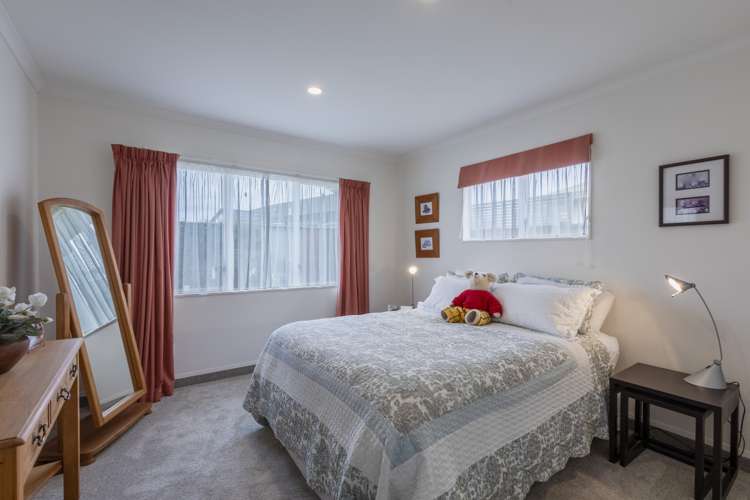 5 Dules Walk Taradale_11