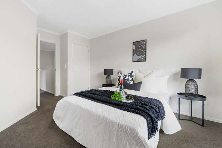 25 Chiefs Court Hamilton East_8