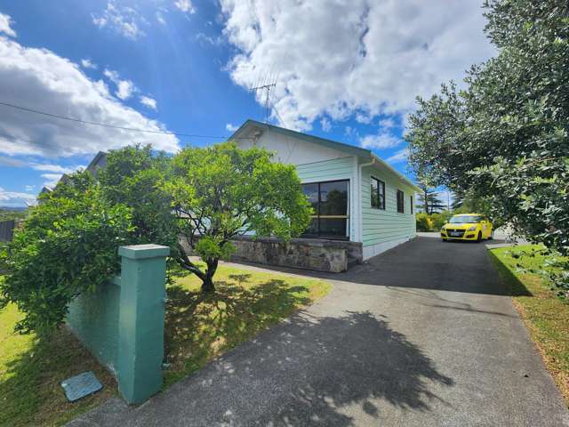 Renovated Three-Bedroom Home near the Hospital!