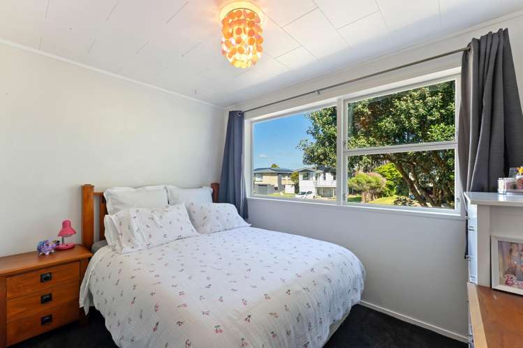 4 Robert McKeen Street Otaki Beach_14
