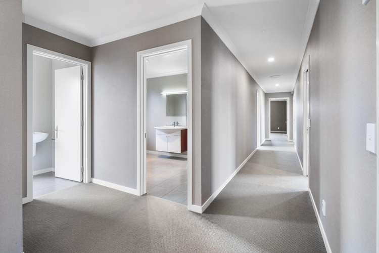 19 Johnstone Drive Fitzherbert_13