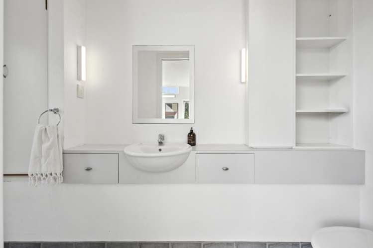 11 Churches Avenue Mount Roskill_20