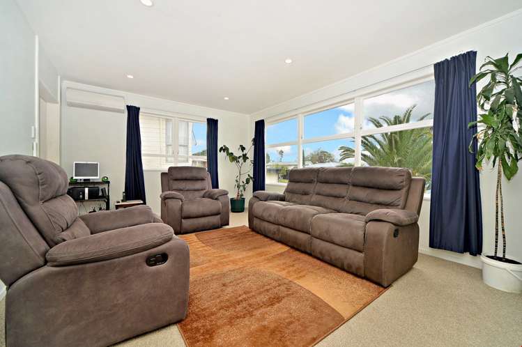 8 Valencia Place Manurewa_3