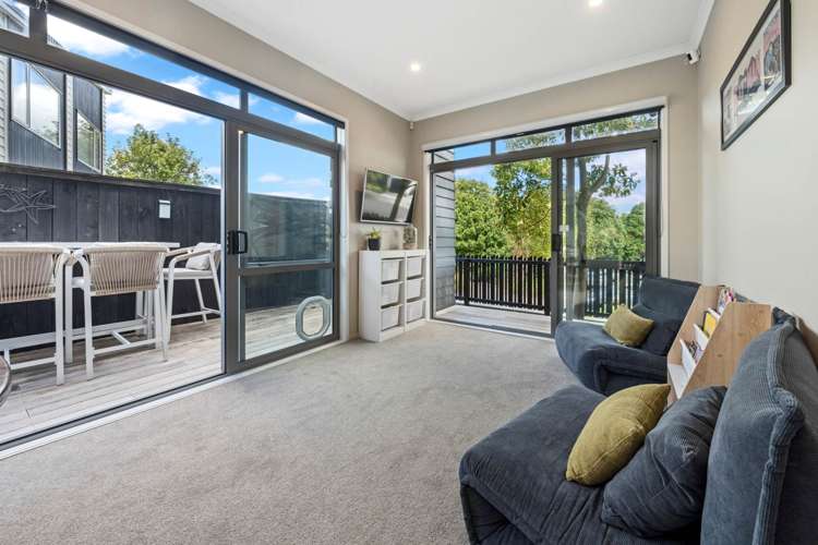 24 Teal Way Hobsonville_5
