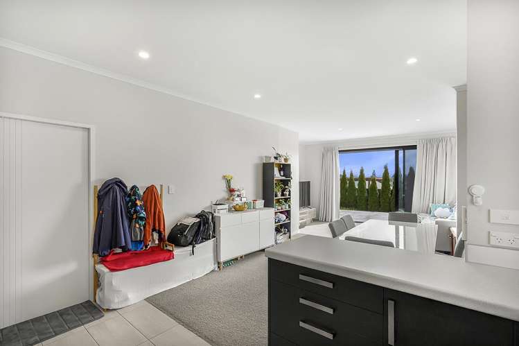 2/85 Rototuna Road Rototuna_9