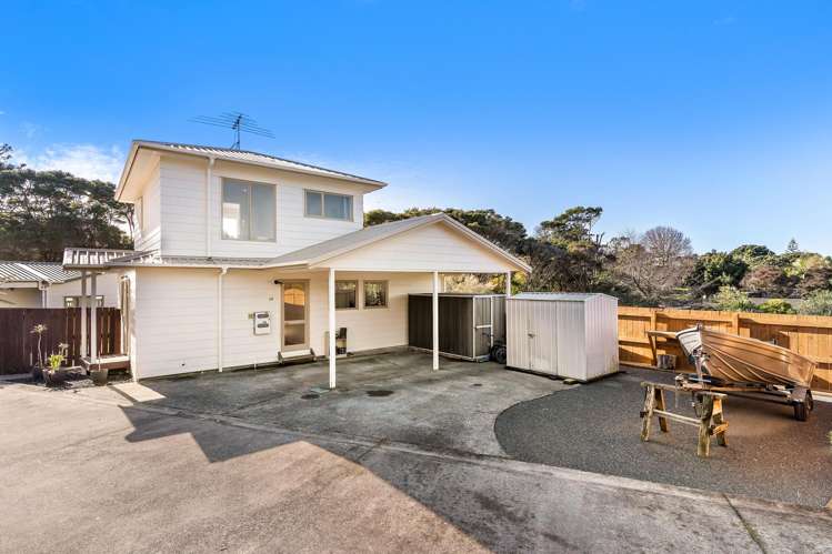 28 Shadon Place Stanmore Bay_16