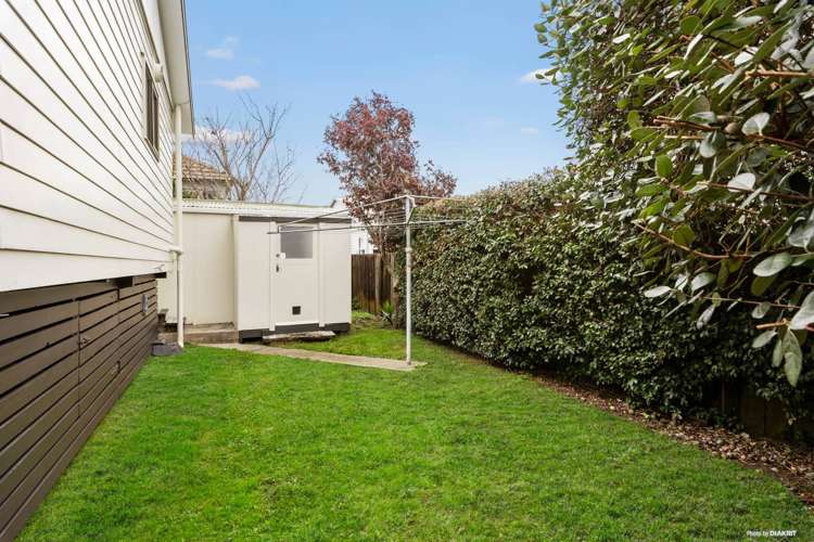 2a Triton Avenue Mount Albert_9