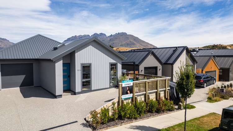 101 and 101A Jack Hanley Drive Jack's Point_29