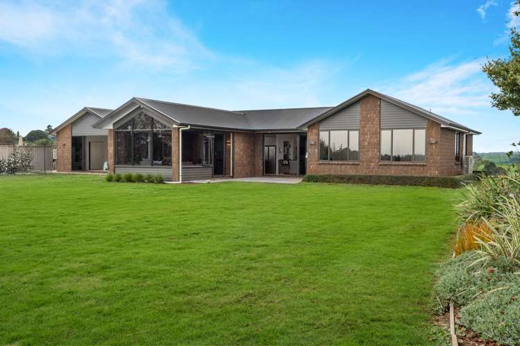 7 Windleborn Road Ngahinapouri_17