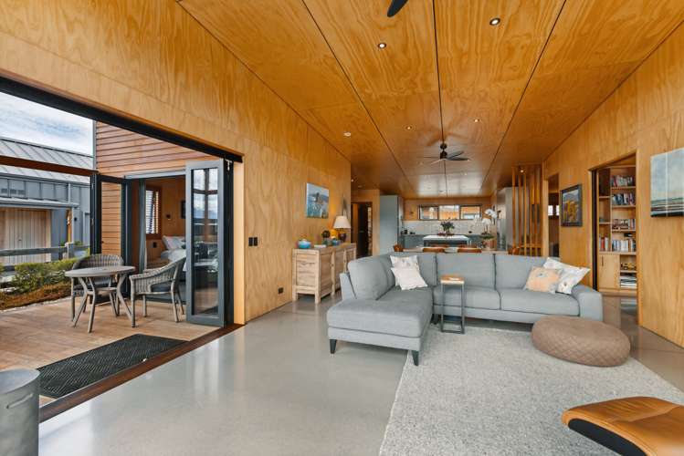 8 Campbell Road Wanaka_5