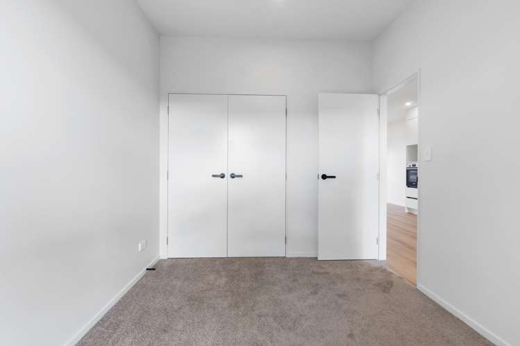 11 Puhikawa Street Massey_14