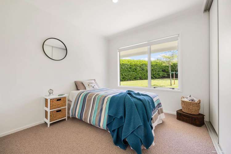 10 Trust Place Sunnyhills_13