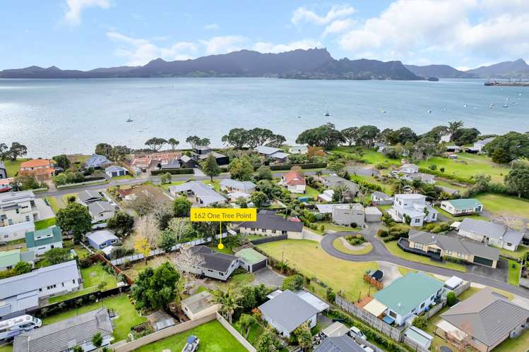 162 One Tree Point Road_0