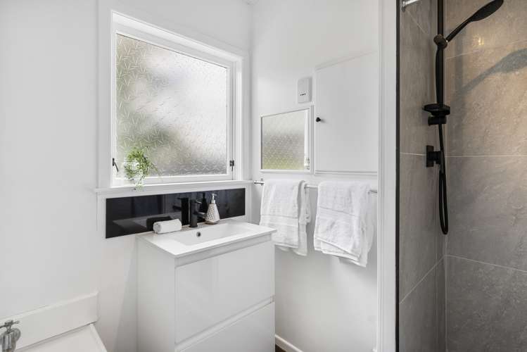 1/32 Eskdale Road Birkdale_10