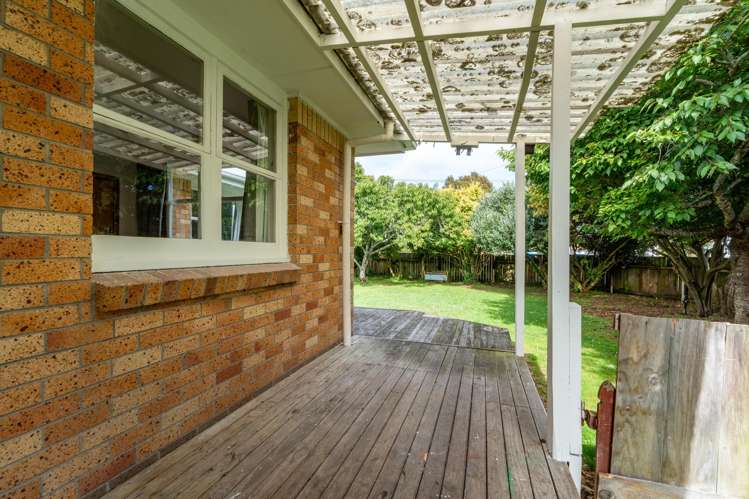 35 Coleridge Drive Enderley_13