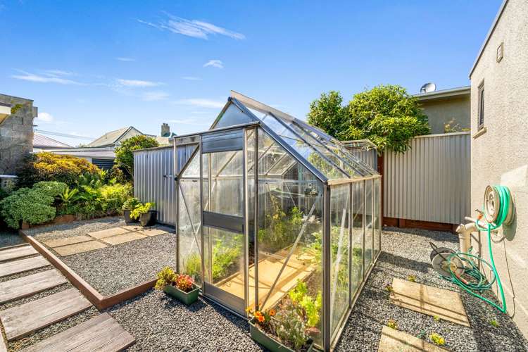 8 Hargest Crescent Saint Kilda_21