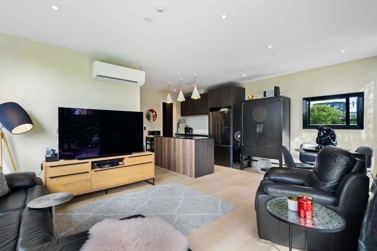 02/28g Killarney Street Takapuna_7