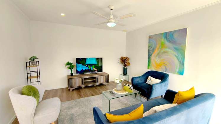 7 Cobham Crescent Kelston_12