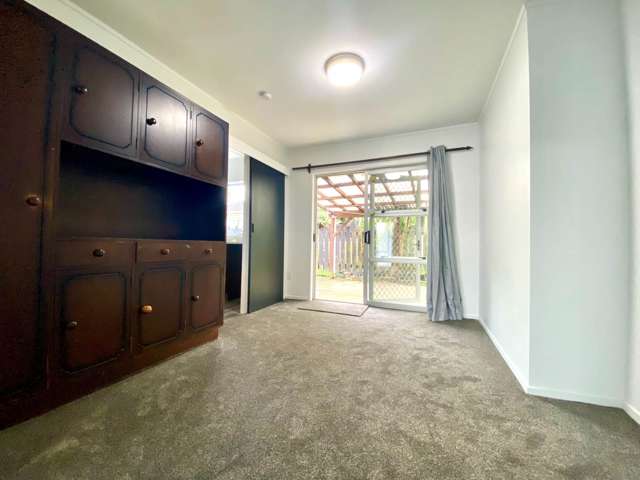 1/8 Parera Place Papatoetoe_3