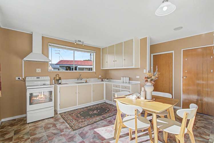 54 Arundel Crescent Strathern_7