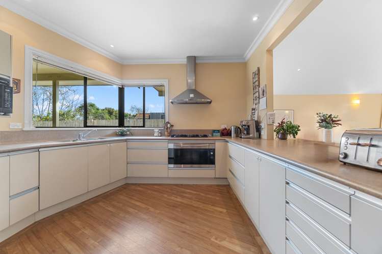 137 Grey Street Hamilton East_8