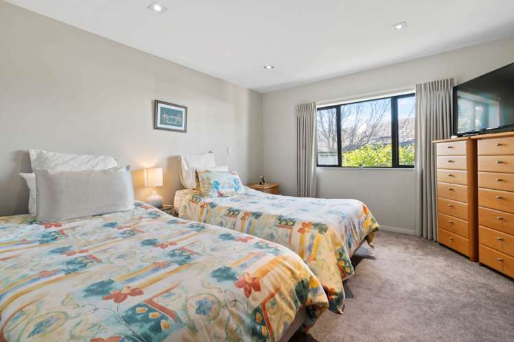 50 Royalle Mews Botany Downs_7